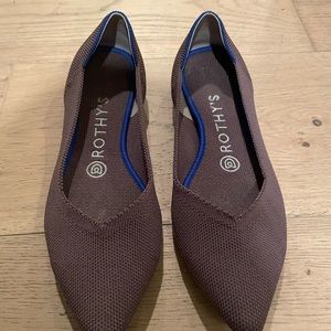 Rothy’s mauve the point flats